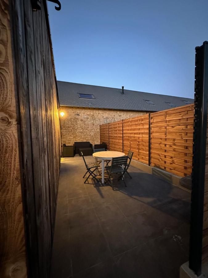 Le Clos De Baron Sur Odon, Un Havre De Paix. Exteriér fotografie